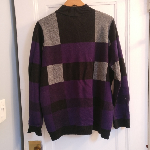 Alia XL zip up sweater - Picture 2 of 3